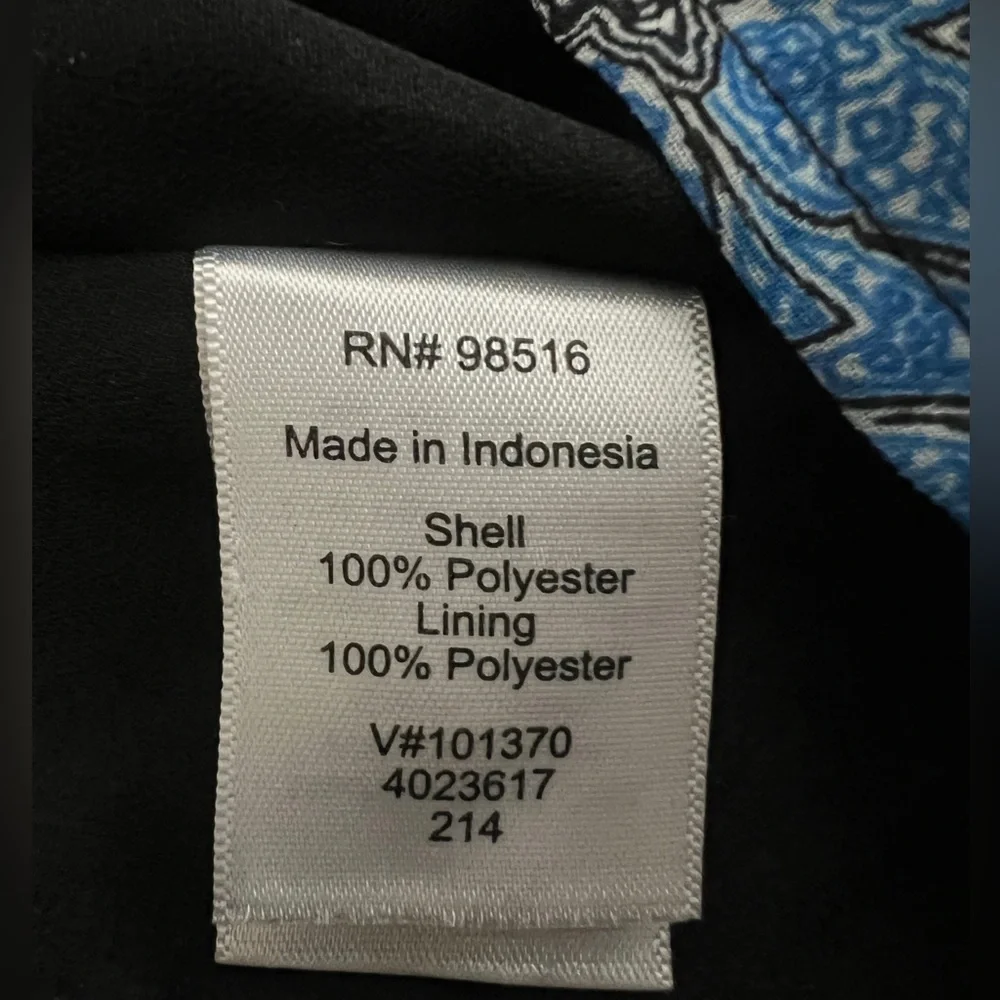 COLDWATER CREEK Blue Black & White Semi Sheer Chiffon Paisley Blouse Medium - Picture 8 of 8